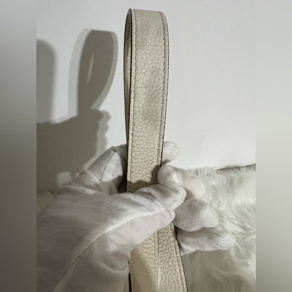 GUCCI Zumi Horsebit Interlocking Leather Ivory Bag - Picture 9 of 12